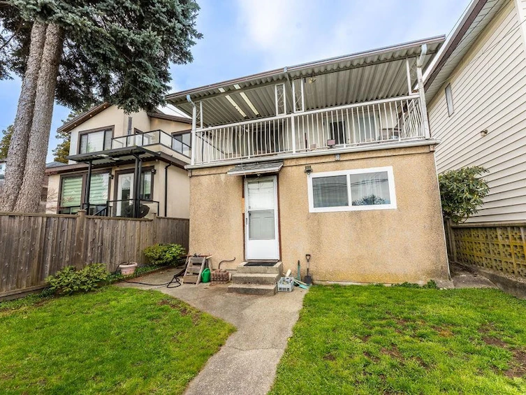 36 E 60th Avenue, Vancouver, BC, V5X 1Z6 - 11