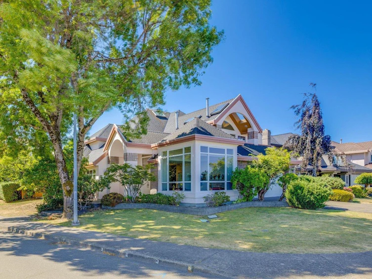 3340 River Road, Richmond, BC, V7C 5N2 - 3