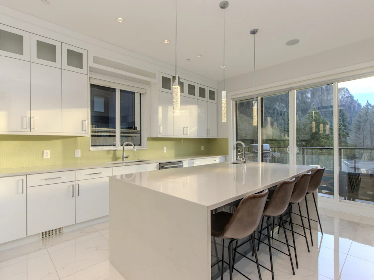 2237 Windsail Place, Squamish, BC, V8B 0T6 - 7