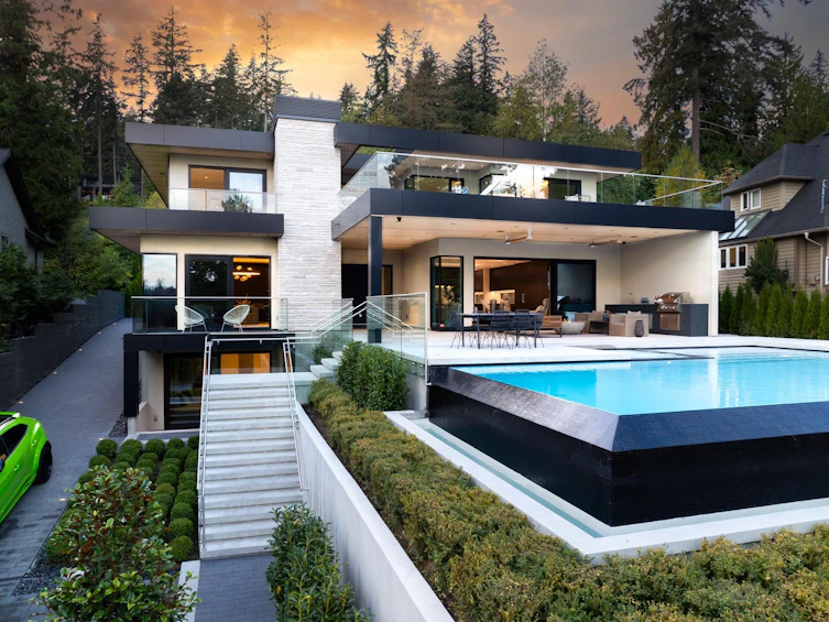 449 Hillcrest Street, West Vancouver, BC, V7V 2L8 - 4
