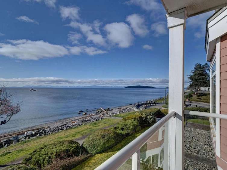 205-5470 Inlet Avenue, Sechelt, BC, V7Z 0H4 - 35