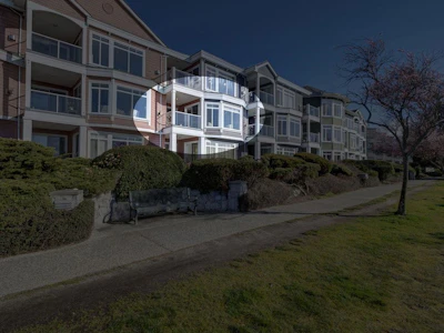 205-5470 Inlet Avenue - 3