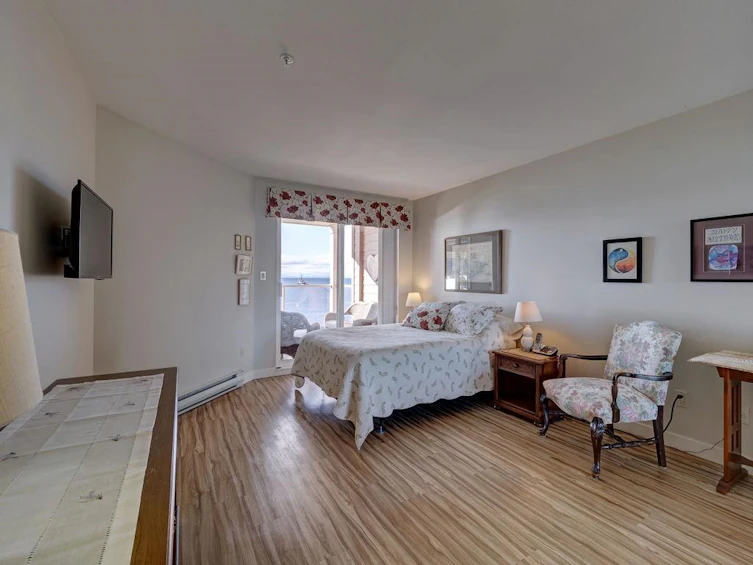 205-5470 Inlet Avenue, Sechelt, BC, V7Z 0H4 - 19