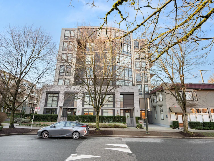 401-2687 Maple Street, Vancouver, BC, V6J 3T7