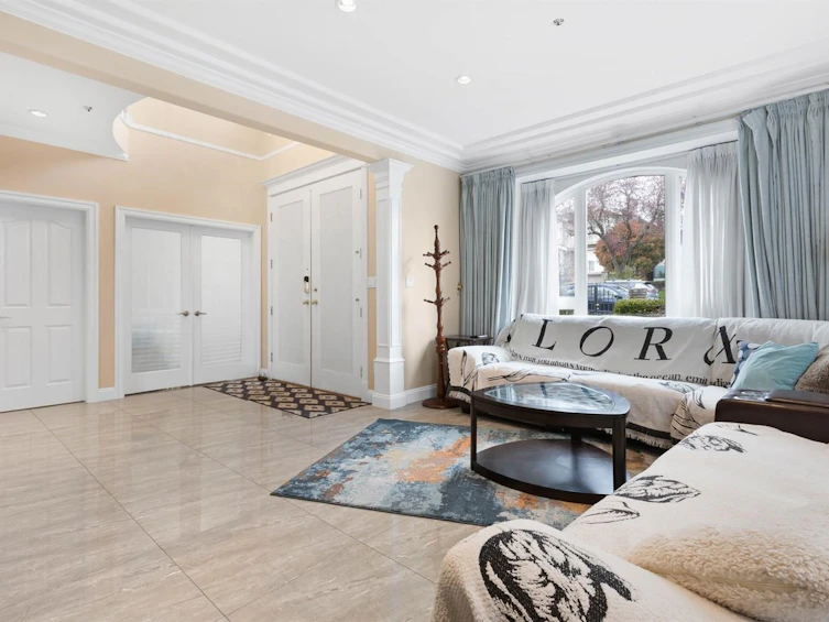 1356 E 62nd Avenue, Vancouver, BC, V5X 2H5 - 2
