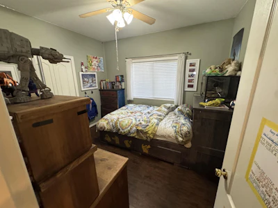 6693 Canada Way - 5