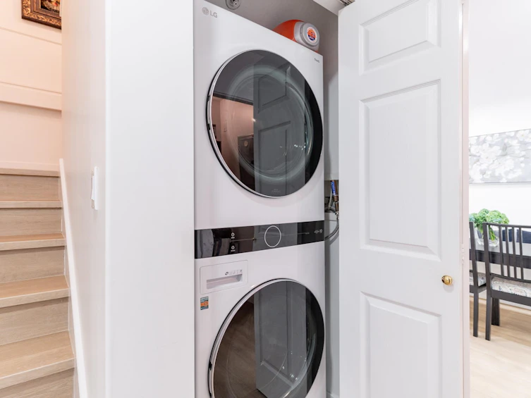 2-1233 W 16th Street, North Vancouver, BC, V7P 1R5 - 7