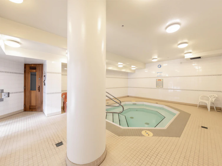 304-160 W Keith Road, North Vancouver, BC, V7M 3M2 - 28