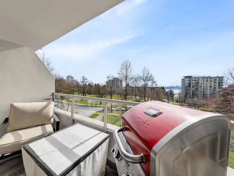 304-160 W Keith Road, North Vancouver, BC, V7M 3M2 - 16