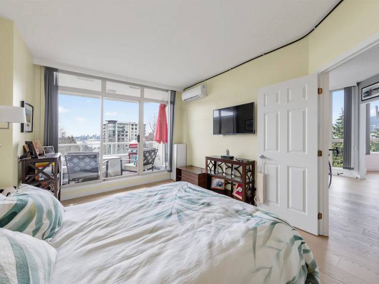 304-160 W Keith Road, North Vancouver, BC, V7M 3M2 - 14