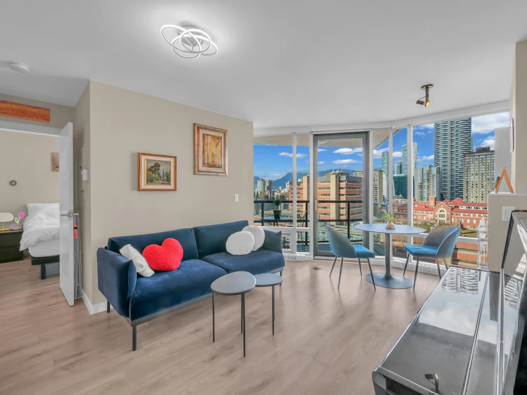 1501-1003 Burnaby Street, Vancouver, BC, V6E 4R7