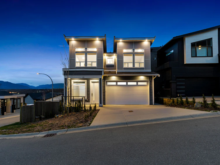 19-43925 Chilliwack Mountain Road, Chilliwack, BC, V2R 4A1 - 3