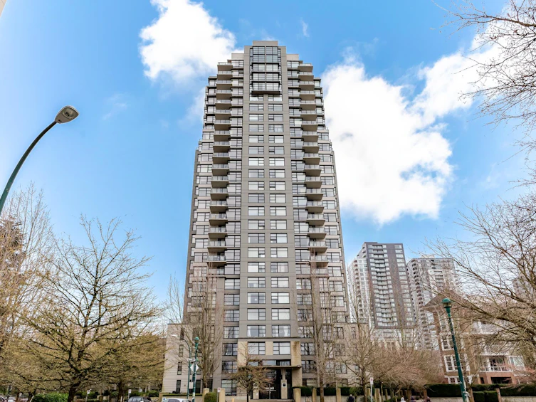 401-5380 Oben Street, Vancouver, BC, V5R 6H7