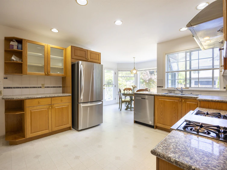 2063 W 47th Avenue, Vancouver, BC, V6M 2M5 - 18