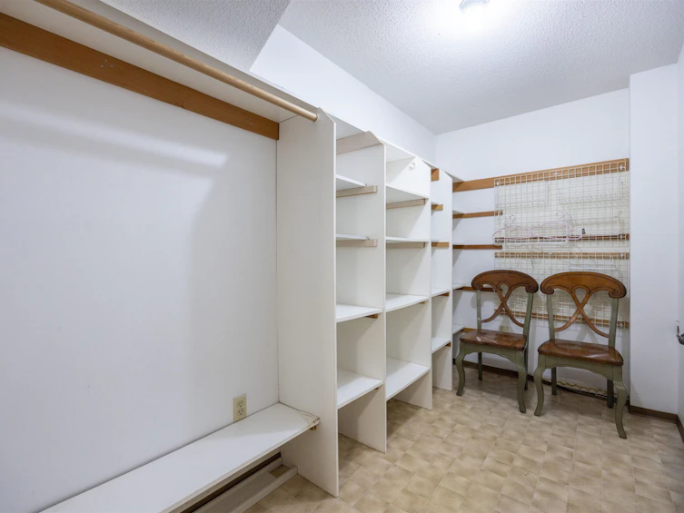 2063 W 47th Avenue, Vancouver, BC, V6M 2M5 - 32