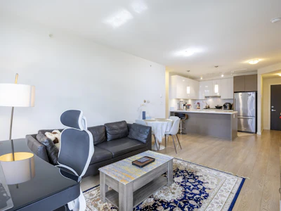 605-3080 Lincoln Avenue - 5