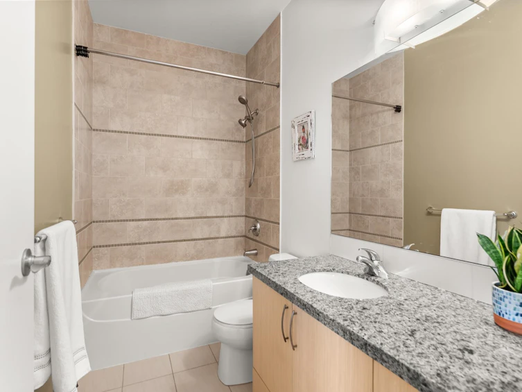 202-6233 London Road, Richmond, BC, V7E 6R7 - 27