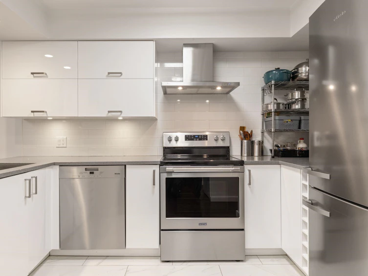 201-1225 Barclay Street, Vancouver, BC, V6E 1H5 - 2