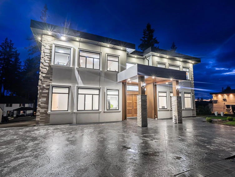 13110 57 Avenue, Surrey, BC, V3X 2Z3