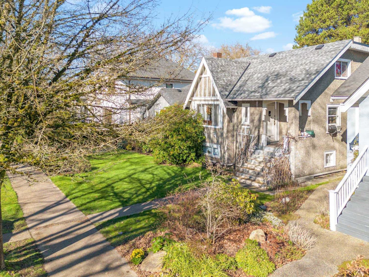 2861 W 15th Avenue, Vancouver, BC, V6K 3A1 - 8