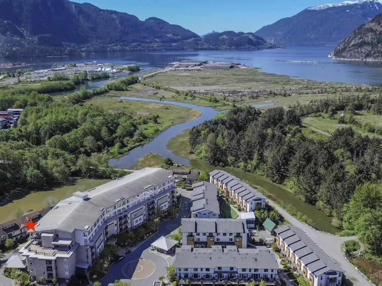 612-1212 Main Street, Squamish, BC, V8B 0S1 - 2