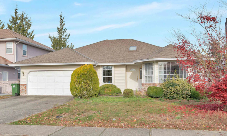 32337 Nakusp Drive