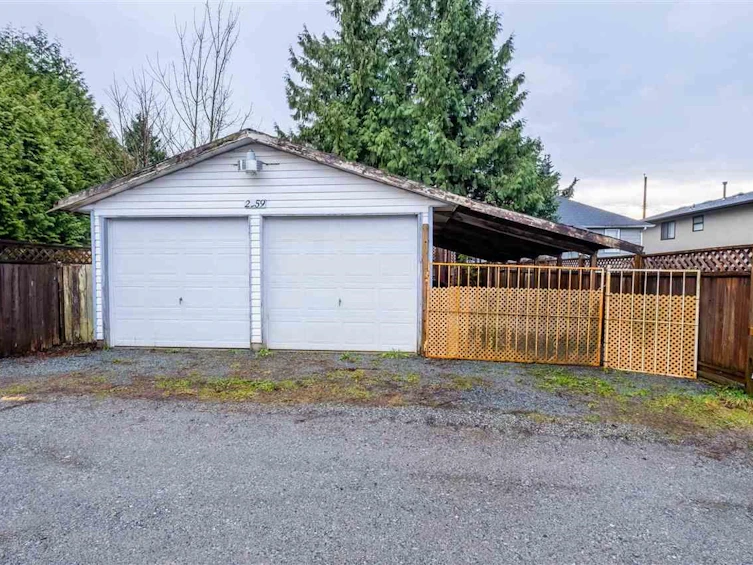 2259 Central Avenue, Port Coquitlam, BC, V3C 1V7 - 9