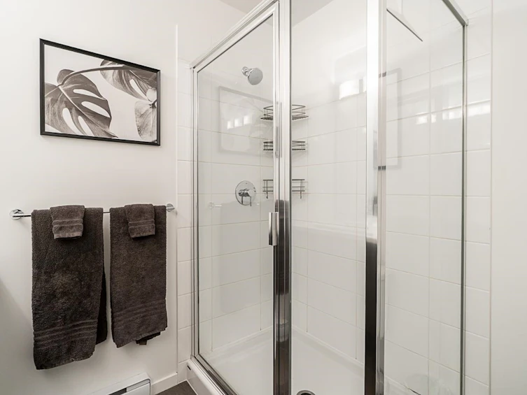 100-15340 Guildford Drive, Surrey, BC, V3R 0C9 - 24