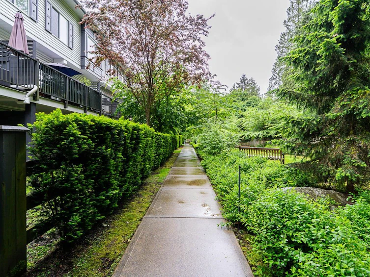 100-15340 Guildford Drive, Surrey, BC, V3R 0C9 - 33