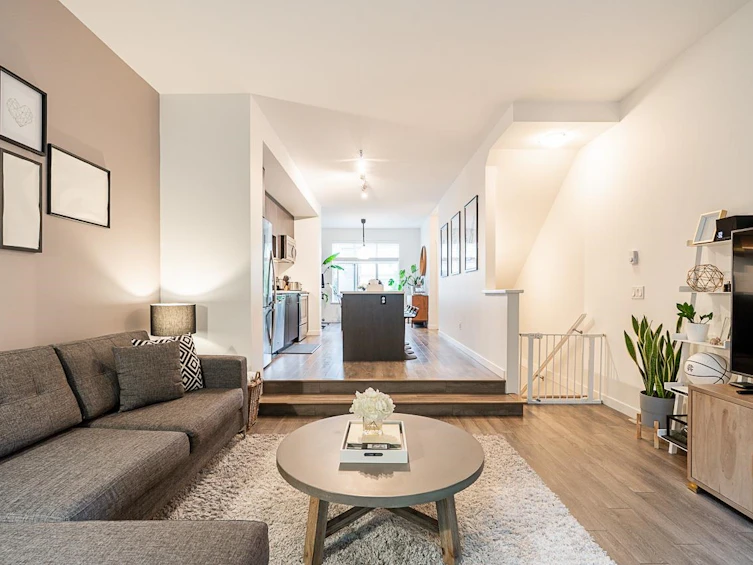 100-15340 Guildford Drive, Surrey, BC, V3R 0C9 - 6