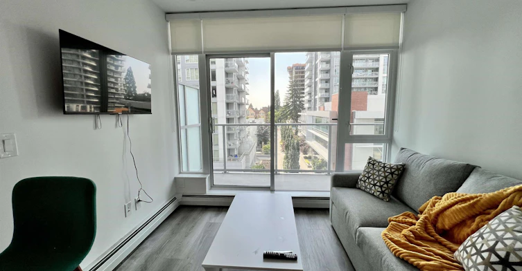 501-13350 Central Avenue, Surrey, BC, V3T 0S1 - 3