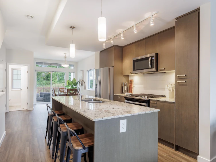5900 Beachgate Lane, Sechelt, BC, V7Z 0S3 - 12