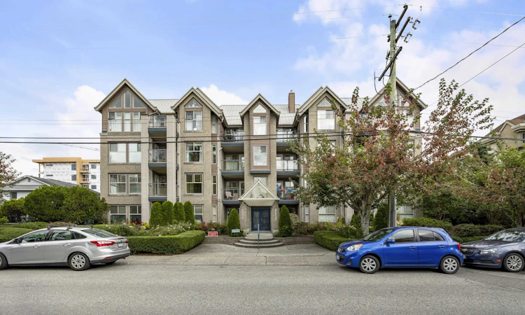 302-20237 54 Avenue