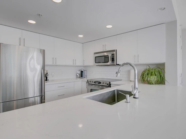 504-125 Milross Avenue, Vancouver, BC, V6A 0A1 - 3