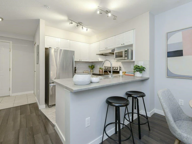 313-760 Kingsway, Vancouver, BC, V5V 3C1 - 10