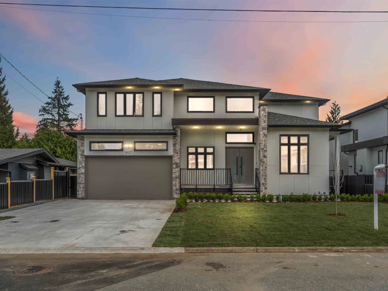 827 Atkins Street, Coquitlam BC V3J 5Z6