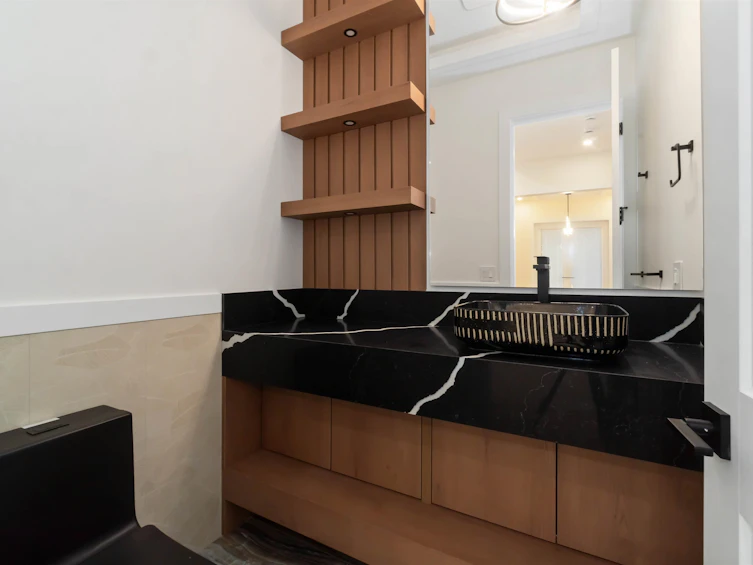 827 Atkins Street, Coquitlam, BC, V3J 5Z6 - 25