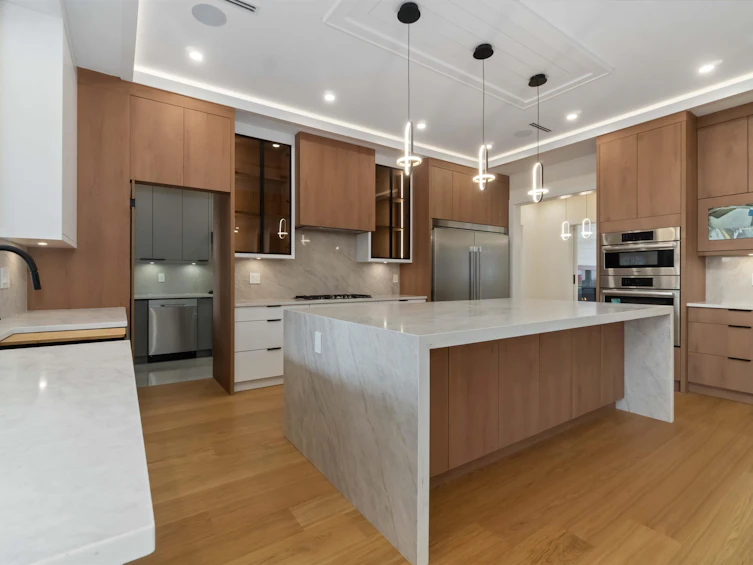 827 Atkins Street, Coquitlam, BC, V3J 5Z6 - 6