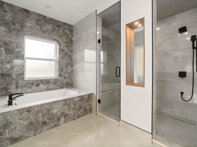 827 Atkins Street, Coquitlam, BC, V3J 5Z6 - 21