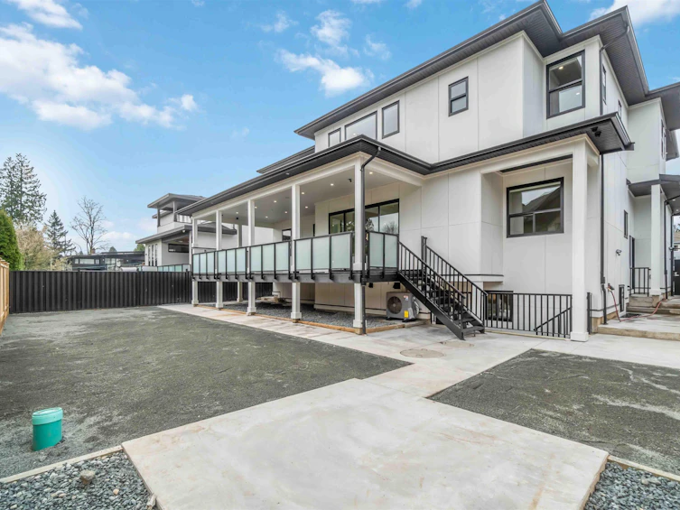 827 Atkins Street, Coquitlam, BC, V3J 5Z6 - 36