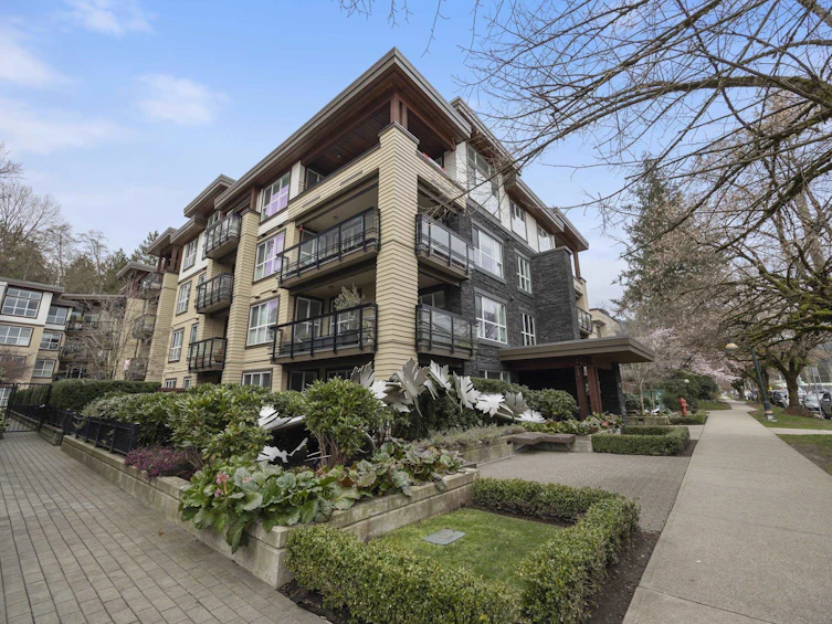 316-3205 Mountain Highway, North Vancouver, BC, V7K 0A3 - 3