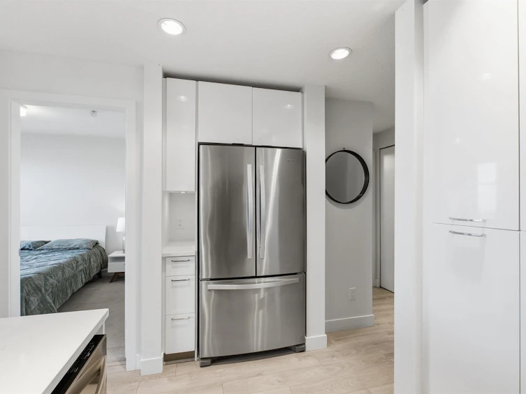 605-719 W 3rd Street, North Vancouver, BC, V7M 0E7 - 9