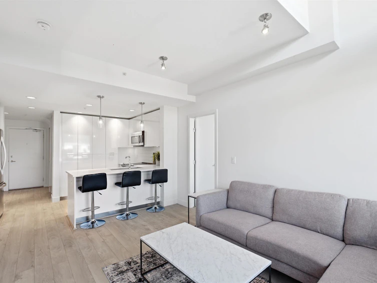 605-719 W 3rd Street, North Vancouver, BC, V7M 0E7 - 5