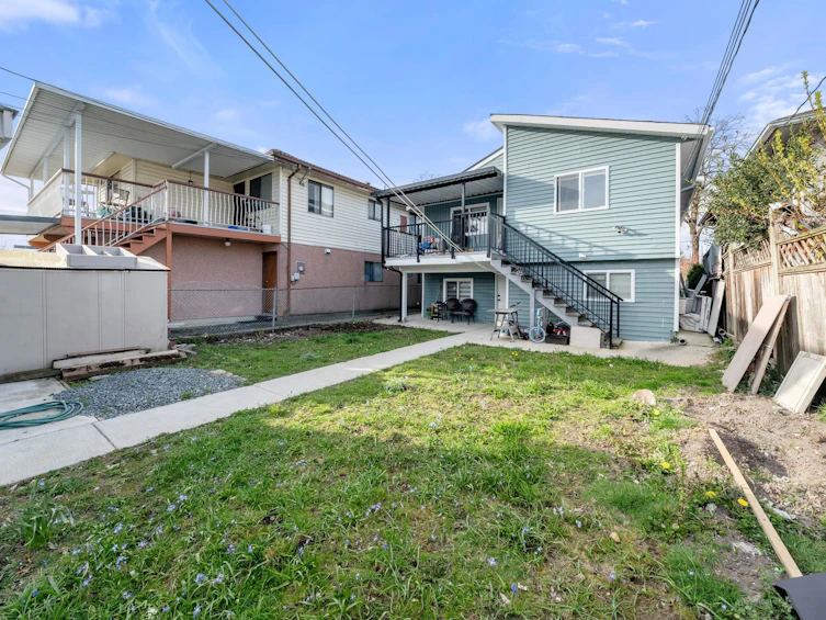 2506 E 45th Avenue, Vancouver, BC, V5R 3B5 - 38