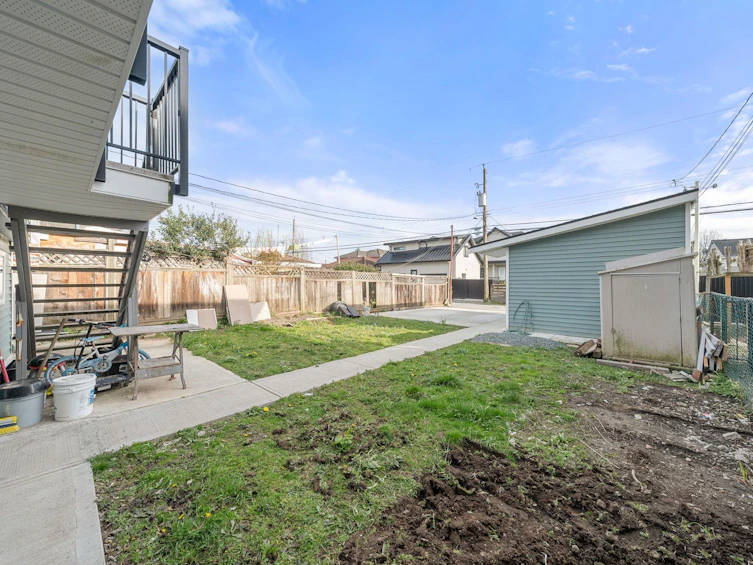 2506 E 45th Avenue, Vancouver, BC, V5R 3B5 - 36