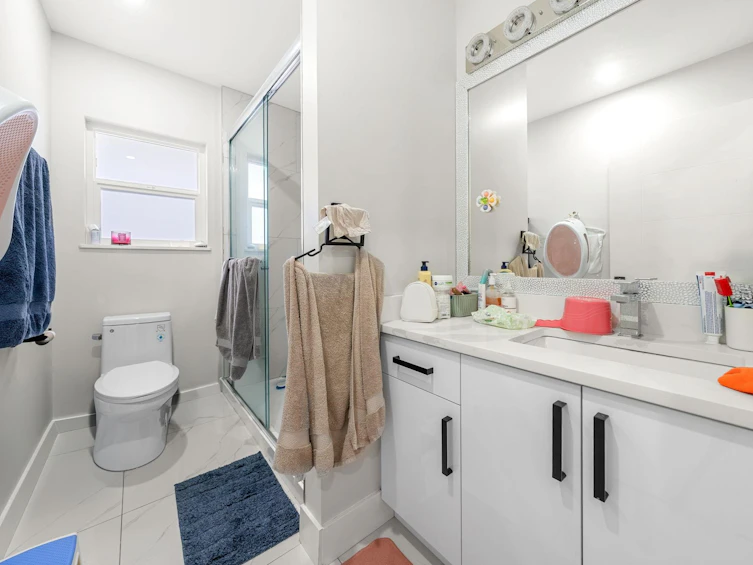 2506 E 45th Avenue, Vancouver, BC, V5R 3B5 - 22