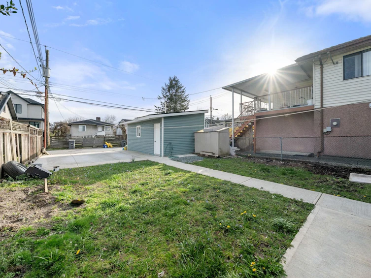 2506 E 45th Avenue, Vancouver, BC, V5R 3B5 - 37