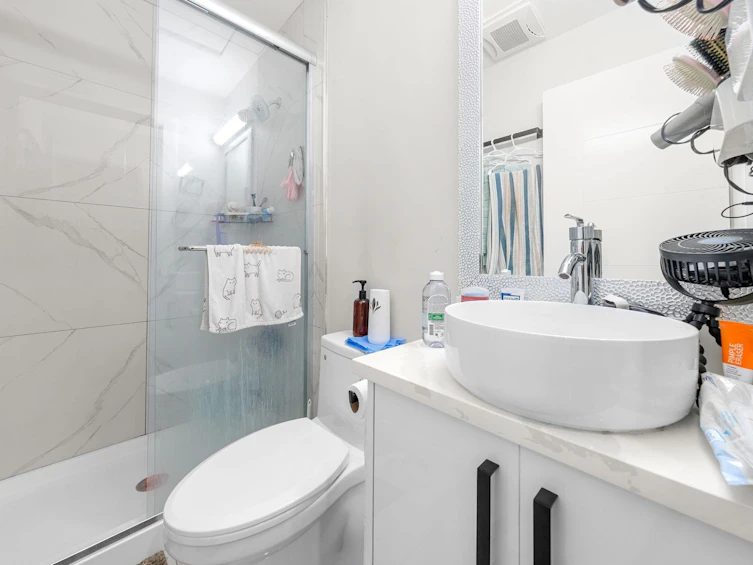 2506 E 45th Avenue, Vancouver, BC, V5R 3B5 - 26