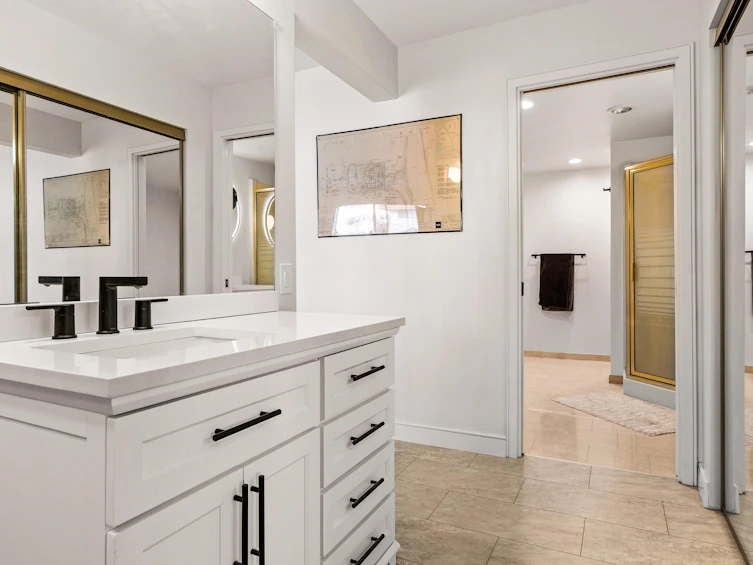 302-1250 Martin Street, Surrey, BC, V4B 3W3 - 29