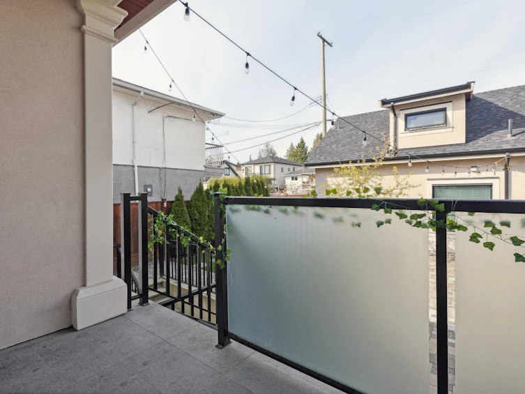 795 E 39th Avenue, Vancouver, BC, V5W 1K5 - 27